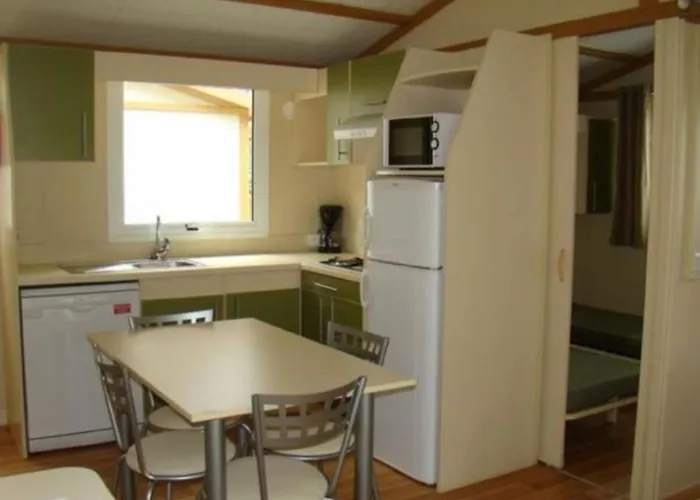 Mobil-home 3 Avec Terrasse à - Api-1-52-1574 Camping *
